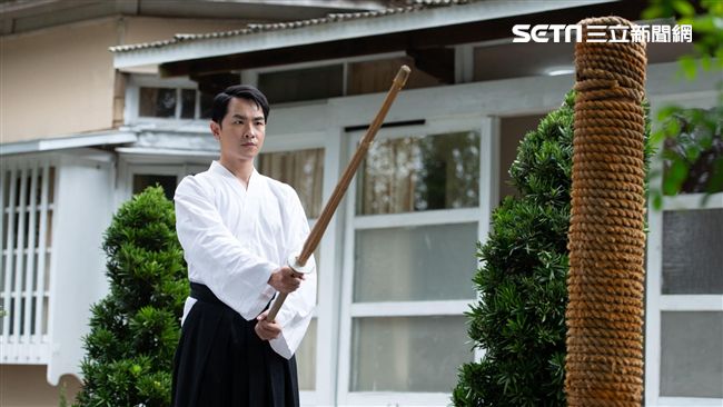 教練幫「操肌」！陳謙文成新同志天菜