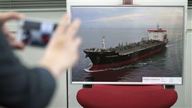 日船中東遭砲擊兩度中彈！船長決定棄船保全員平安（日本,國華產業,貨船,菲律賓,油輪,砲彈
圖／美聯社／達志影像