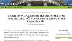 白宮請願網站上出現「反送中」的連署活動，名為M.W.的用戶11日發起這項請願活動，目前已獲得超過20萬人連署。（圖／翻攝自白宮請願網站「我們人民」網頁petitions.whitehouse.gov）
