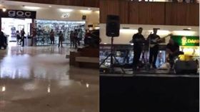 墨西哥商場淹水樂隊即興演出鐵達尼號主題曲。(圖/翻攝自推特)