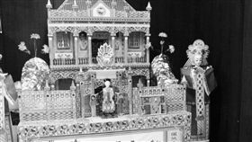 殯葬業,保全,喪事,家境,鞋子,善心(圖/翻攝自臉書)