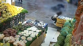 玻璃窗,砸人,男童,植物人,深圳(翻攝自梨視頻)