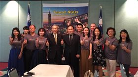 台灣參與國際志工大會  首度主講分享經驗台灣志工代表團自2009年組團參與美國國際志工行動協會年會以來，今年首度有5位非政府組織代表在分組討論擔任主講人，分享台灣經驗。中央社記者江今葉華盛頓攝 108年6月15日