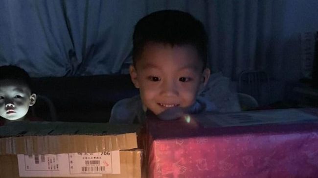 台灣咒怨！兄慶生一旁弟弟青臉嚇壞網