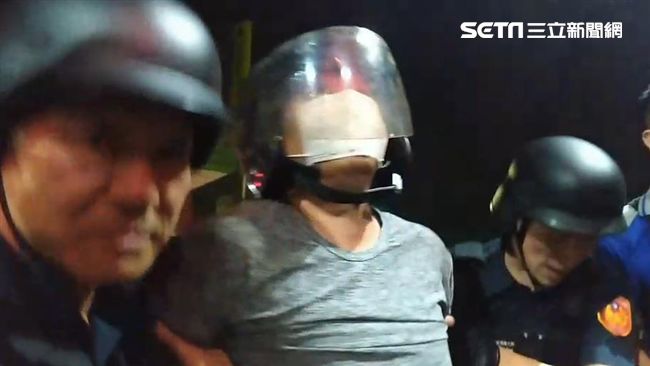 模範警遭槍殺　今X光驗致命彈道！