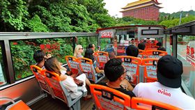 菲國旅客愛貓纜　觀光巴士搭乘人數名列前茅台北市雙層露天觀光巴士執行長徐浩源表示，每天有150多位菲律賓乘客搭乘觀光巴士，占觀光巴士外籍乘客4成，在赴台旅客中名列前茅。（台北市雙層露天觀光巴士提供）中央社記者陳妍君馬尼拉傳真　108年6月15日