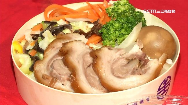 台鐵便當年賺7.4億元　擬開放加盟