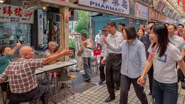 香港加油！蔡：台灣會撐住民主與自由