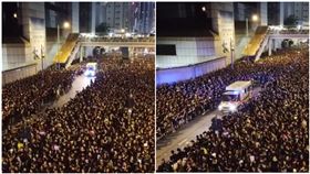 救護車經過　反送中「摩西分海」讓道！超暖33秒暖哭網友
圖／翻攝自Louis Lam臉書