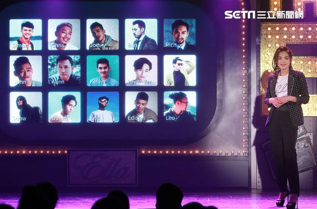 Ella陳嘉樺生日粉絲會獨創融合脫口秀、舞台劇、歌舞秀的艾拉秀。（記者邱榮吉/攝影）