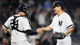 ▲田中將大（右）投出大聯盟第4場完封。（圖／美聯社／達志影像） 