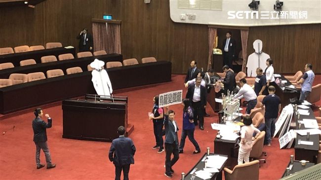 公投綁大選受害者發聲了，這樣說…
