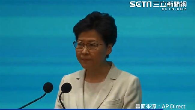 林鄭暫緩修法　遭議員罵：日日被人X