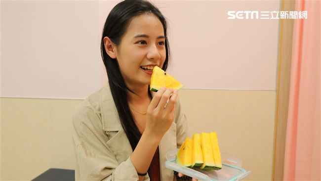 胖8公斤還肺水腫　她吃西瓜吃到洗腎