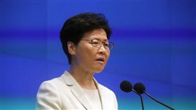 林鄭月娥對逃犯條例修訂　公開道歉（1）香港特首林鄭月娥18日下午舉行記者會，針對逃犯條例修訂引發社會的不安表達真誠道歉，並希望社會裂痕儘快修補。但她並未承諾撤回逃犯條例修正案。中央社記者張謙香港攝　108年6月18日