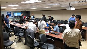 首場國民黨政見發表會　參選人可邀應援團到場國民黨智庫18日晚間召開說明會，說明首場電視發表會的流程，以及進行發言順序的抽籤。中央社記者王承中攝　108年6月18日