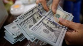 美金。（圖／翻攝自推特）