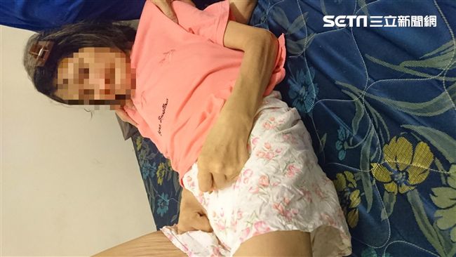 狠母施計灌癱女兒　缺錢背後原因曝光