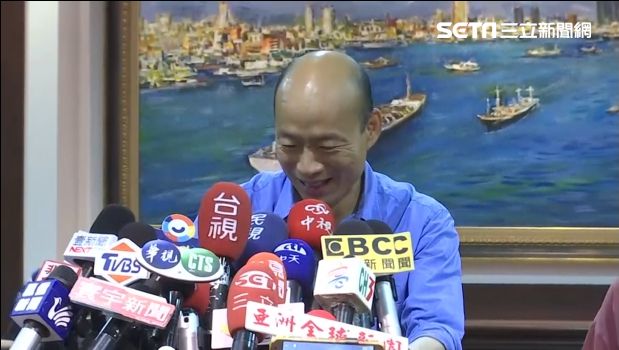 疫情擴噴藥卡　他轟韓：選總統擺中間