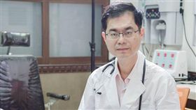 國民黨,花蓮縣,立委,黃啟嘉,醫師（圖／翻攝自黃啟嘉臉書）