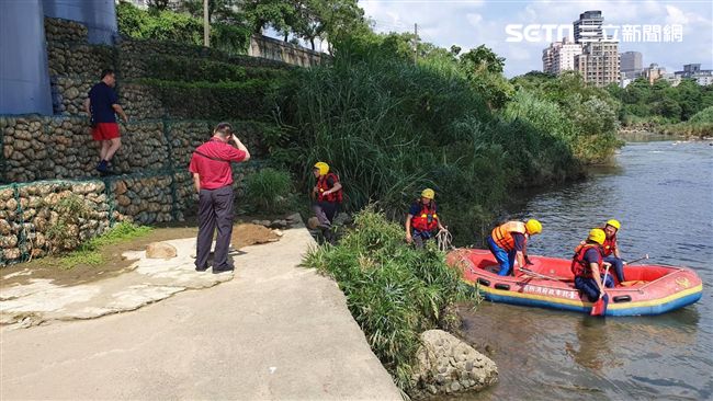 3國中生相偕戲水　1人溺水命危送醫