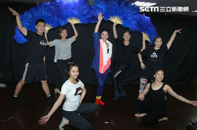 丁噹「搭錯車」音樂劇演出。（記者邱榮吉/攝影）