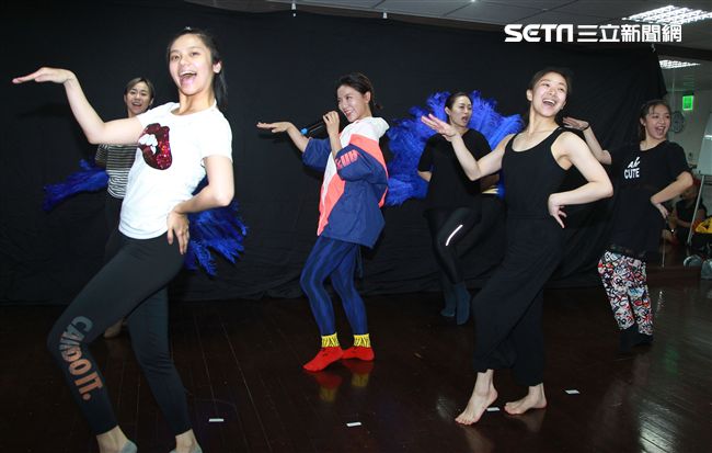 丁噹「搭錯車」音樂劇演出。（記者邱榮吉/攝影）