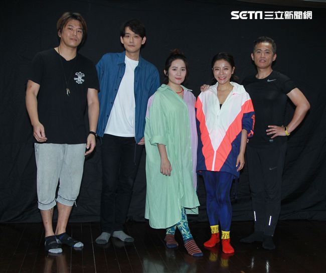 阿弟、陳乃榮、丁噹、羅美玲、王柏森「搭錯車」音樂劇加場排練。（記者邱榮吉/攝影）