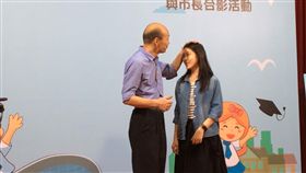 高雄,模範生,摸頭,國中生