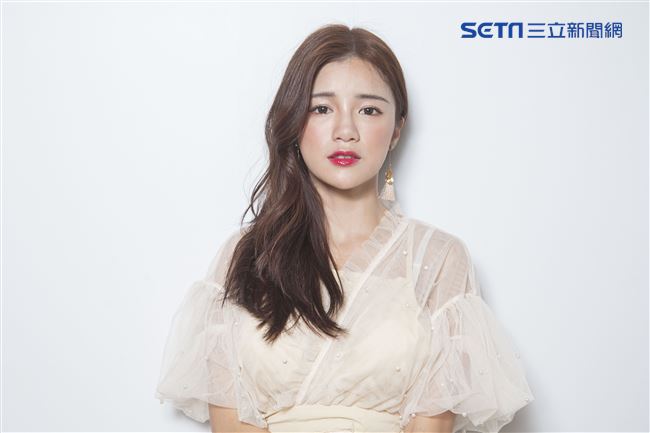 羚小鹿接受三立新聞網專訪。（記者林士傑/攝影）