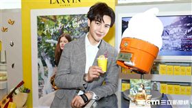 謝佳見 公關提供