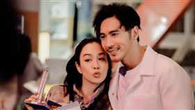 鍾麗緹,張倫碩。（圖／張倫碩微博）