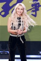 南韓女團SISTAR性感女歌手孝琳參加MTV《2019舞林爭霸大賽》擔任評審。（記者林士傑/攝影）