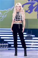 南韓女團SISTAR性感女歌手孝琳參加MTV《2019舞林爭霸大賽》擔任評審。（記者林士傑/攝影）