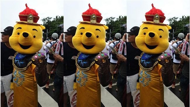 反紅媒！他扮維尼穿皇袍諷習　網推爆