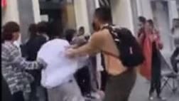 (16:9)愛迪達官方在IG上公布販售的消息。（圖／翻攝自微信）