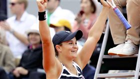 澳洲巴蒂成為女網史上第27位世界球后。（圖／美聯社／達志影像）