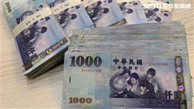 酒店,恐嚇,台幣,現金,記者陳啓明攝