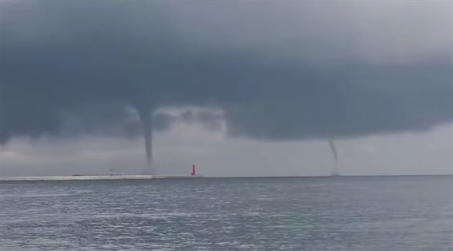 高雄驚見「雙水龍捲」！壯觀畫面曝光