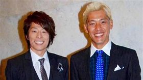 日本搞笑團體「倫敦靴子」（ロンドンブーツ1号2号）成員「小亮」田村亮與「小淳」田村淳。(推特)