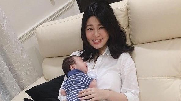 才剛生完！白家綺下擺大開洩三角地帶