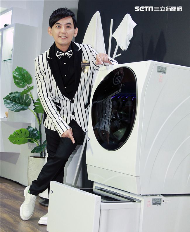 下月提親黃子佼準備好當爸，孟耿如積極揪他「做這事」。（記者邱榮吉/攝影）