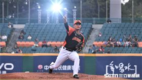 統一獅投手潘威倫。（圖／記者王怡翔攝影）