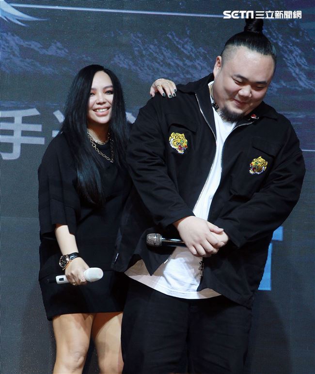 張惠妹神回安那女女戀「很自然」。（記者邱榮吉/攝影）