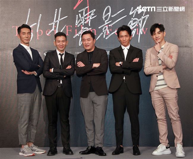 「灼人秘密」導演趙德胤、演員施名帥、湯志偉、黃尚禾、張立昂、李李仁。（記者邱榮吉/攝影）