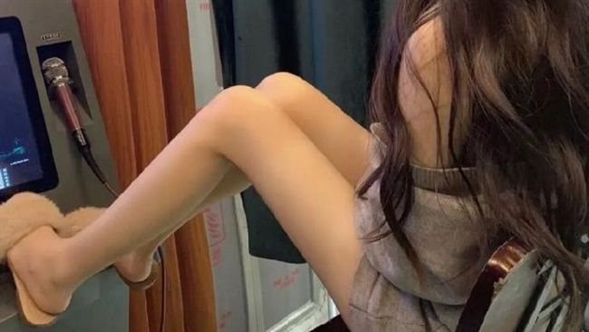 正妹曬白玉嫩腿　超仙背影讓網噴鼻血