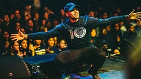 NBA／柯瑞飆唱抖音神曲！影片曝光 NBA,金州勇士,Stephen Curry,抖音,告示牌冠軍,Old Town Road 翻攝自Curry IG