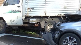 百萬名車撞貨車　醉駕駛酒測0.83