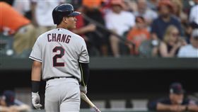 ▲張育成升上大聯盟穿上2號球衣。（圖／美聯社／達志影像）