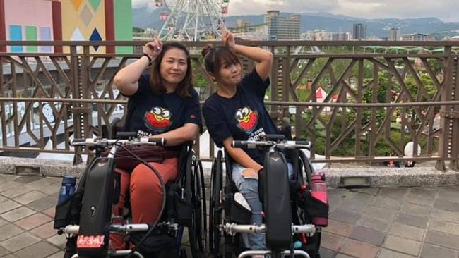 氣爆受傷羊角姐妹　挑戰澳洲黃金全馬